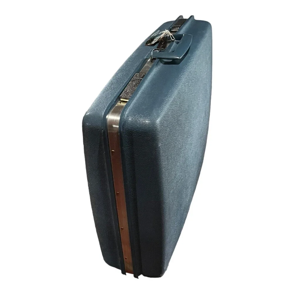 Samsonite hard shell